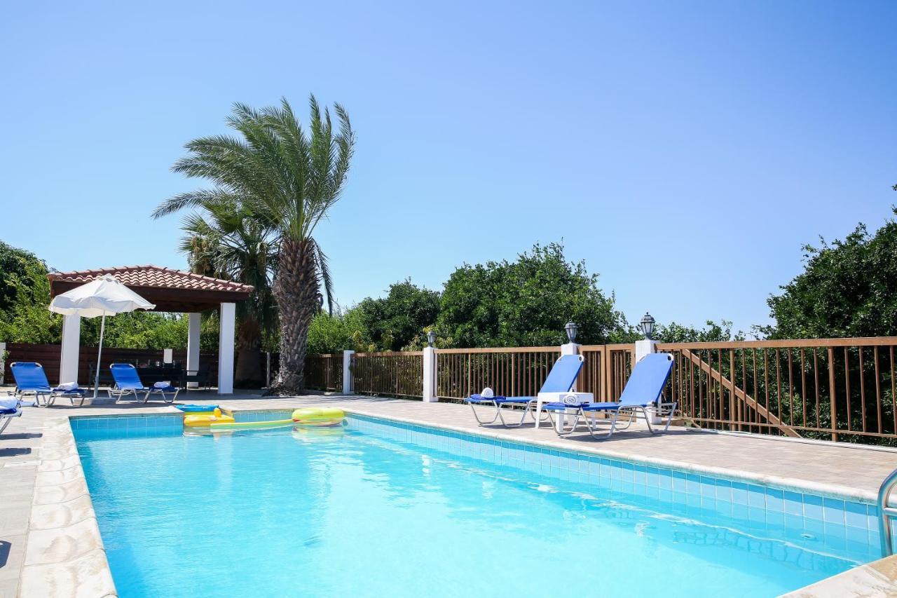 Villa Lambriana Peyia Exterior photo